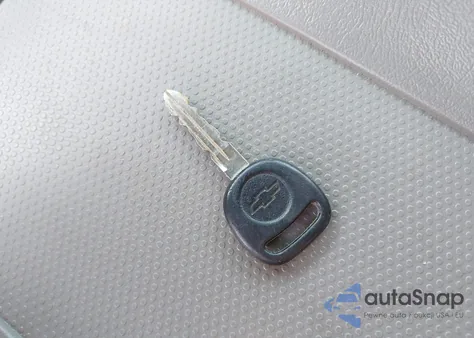 2000 Chevrolet Silverado 1500 Lt из США, поврежденный, VIN 1GCEK19T5YE308296